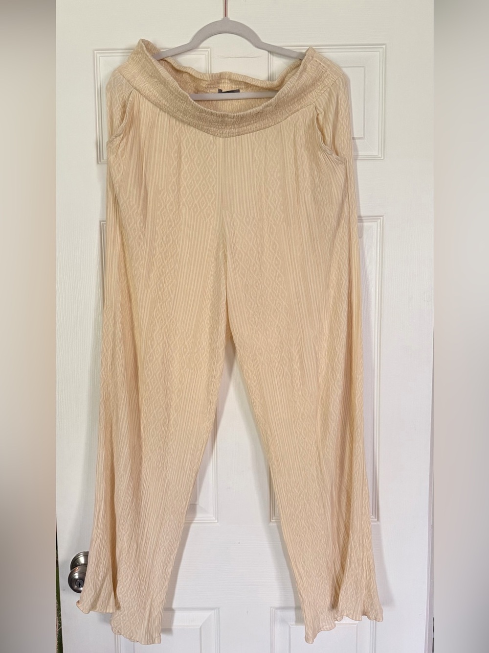 Maurices Cream Textured Wide-Leg Pants